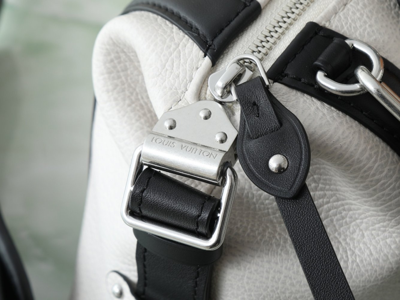 Сумка Louis Vuitton Biker Small 30 см фото 7