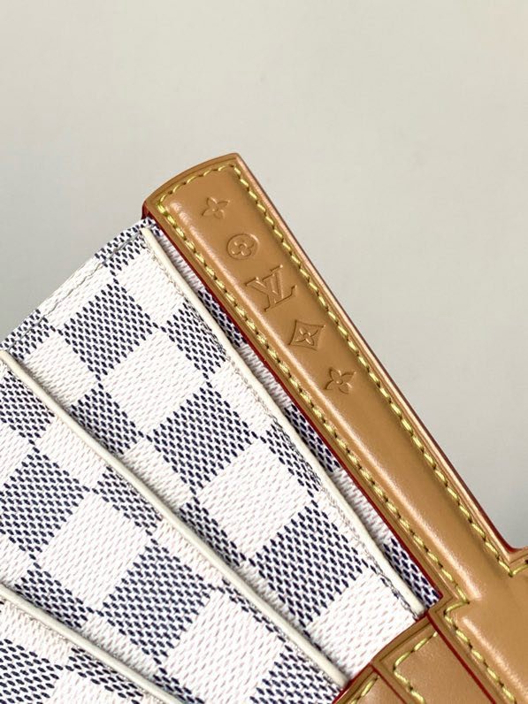 A bag Louis Vuitton Fan 37 cm фото 2