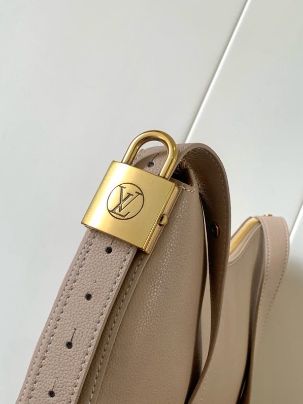 Сумка Low Key Cookie 32 см фото 2