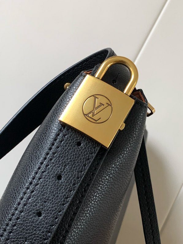 Сумка Low Key Cookie 32 см фото 3