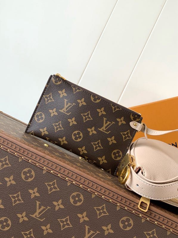 Сумка Low Key Cookie 32 см фото 4