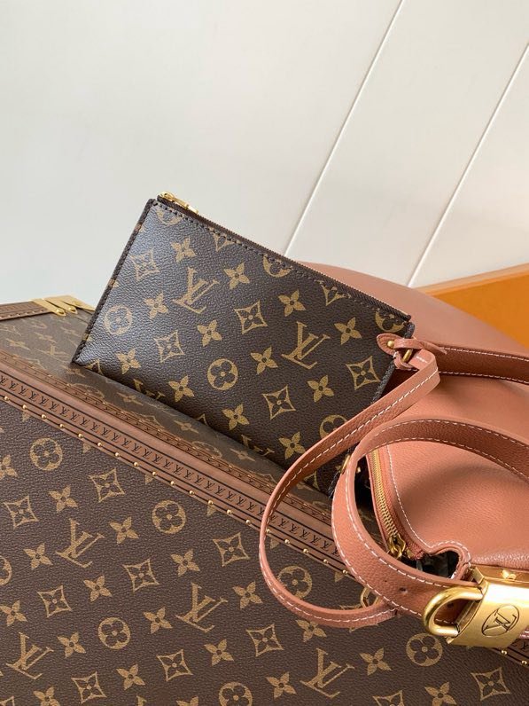 Сумка Low Key Cookie 32 см фото 8