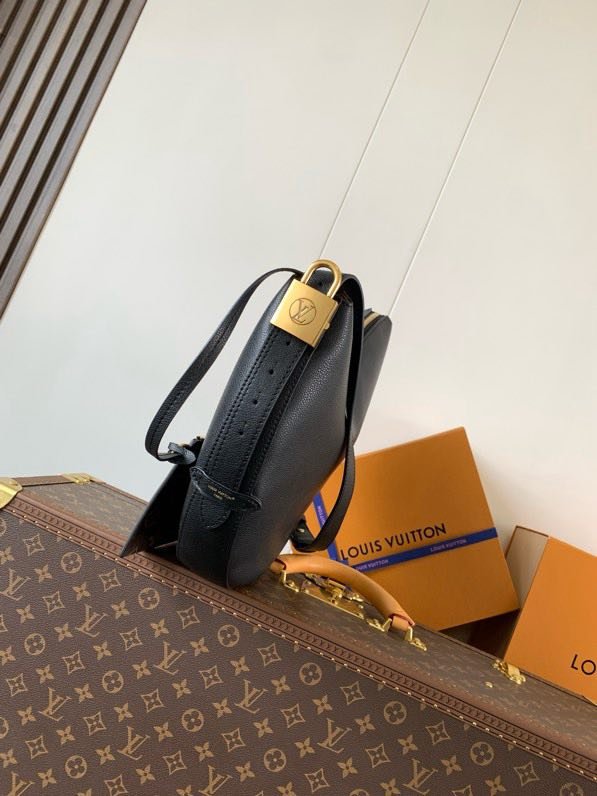 Сумка Low Key Cookie 32 см фото 9