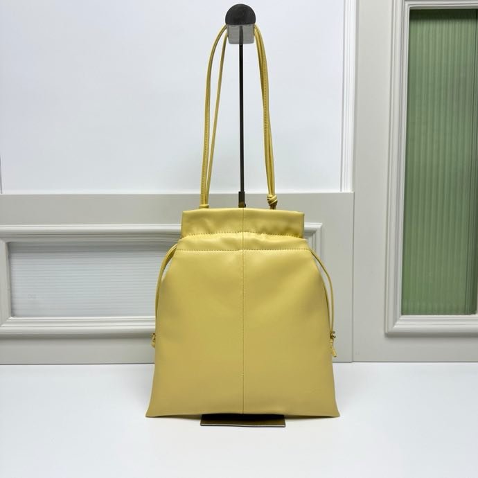 Сумка мешок кажаная женская 28 см