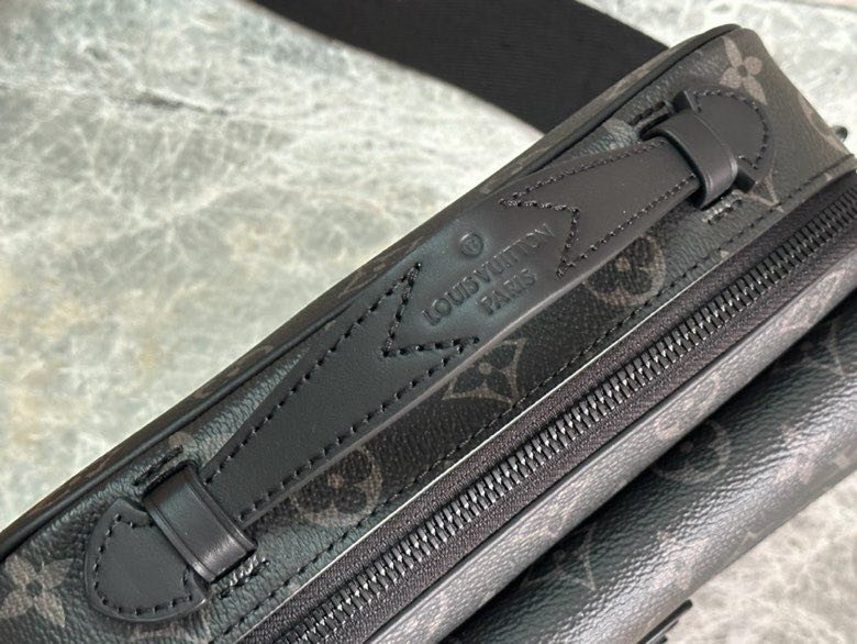 Сумка мессенджер 22 см фото 4