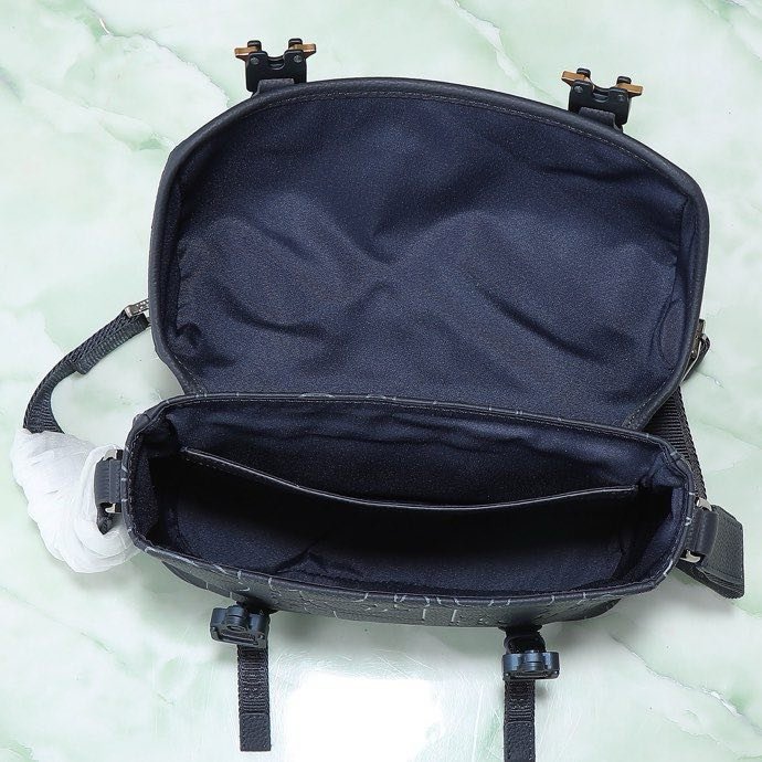 Сумка мессенджер Dior Hit The Road 24 см фото 3