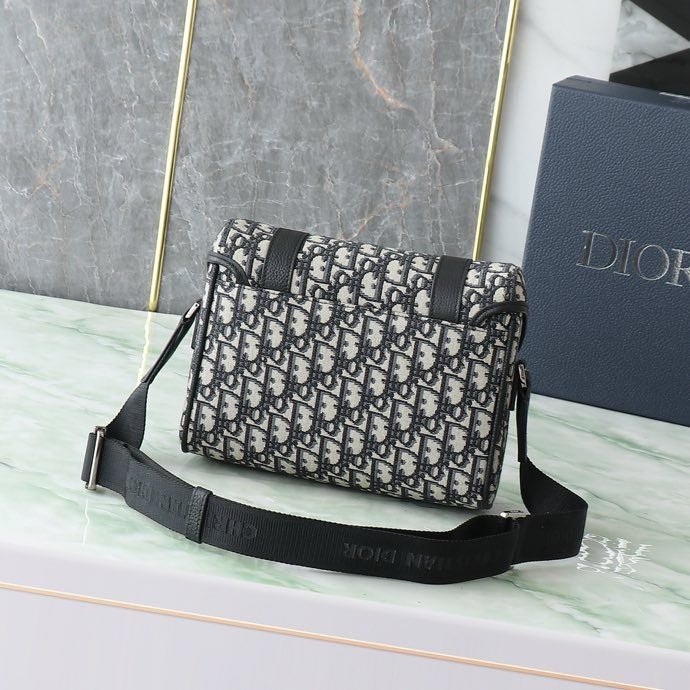 Сумка мессенджер Dior Hit The Road 24 см фото 4