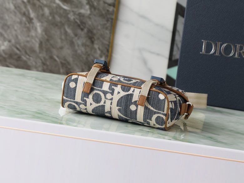 Сумка мессенджер Dior Hit The Road 24 см фото 7