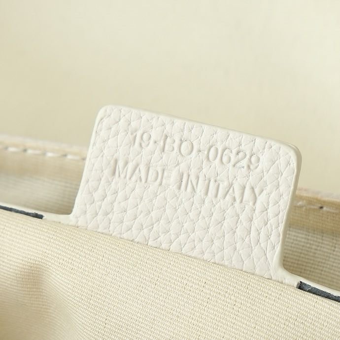 Сумка мессенджер Dior Hit The Road 24 см фото 8