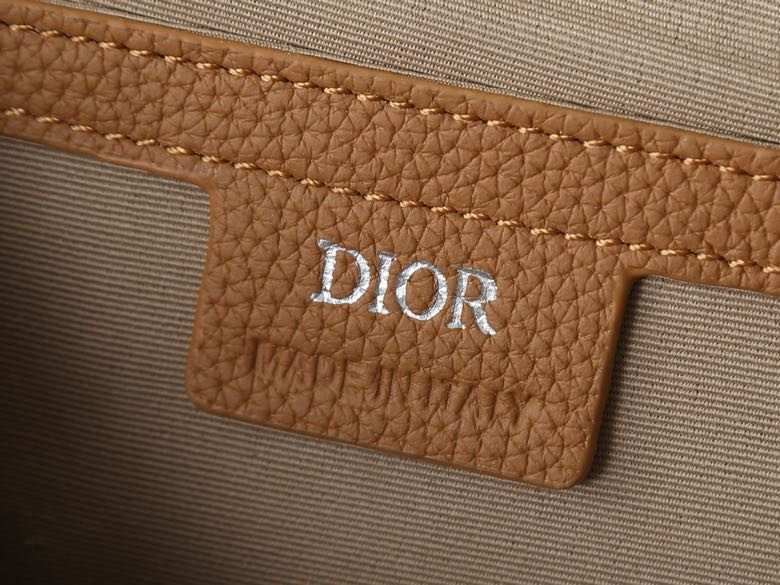 Сумка мессенджер Dior Hit The Road 24 см фото 8