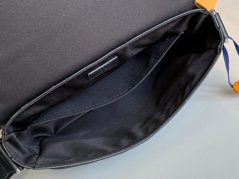 A bag messenger DISTRICT 26 cm фото 7