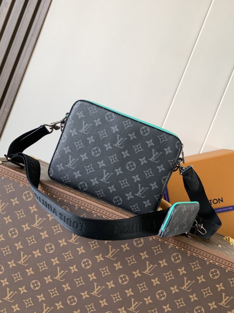 Сумка месенджер з канви Monogram Eclipse Reverse фото 3