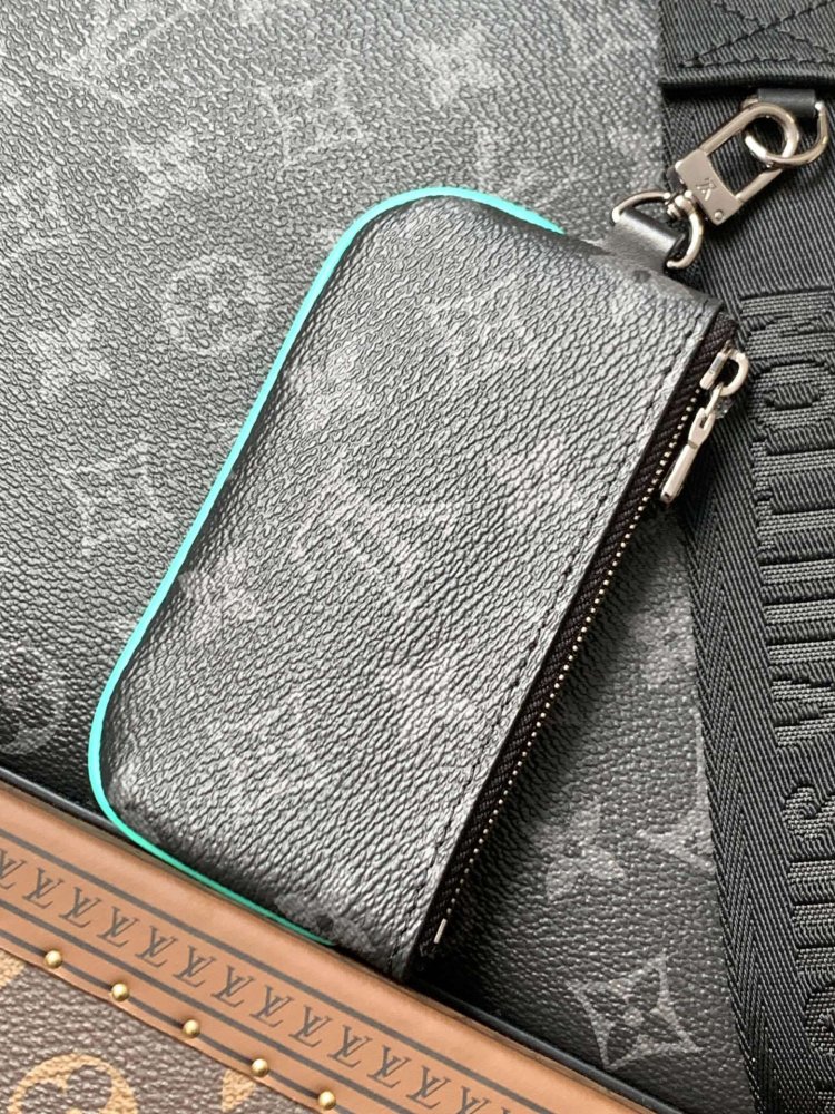 Сумка месенджер з канви Monogram Eclipse Reverse фото 6