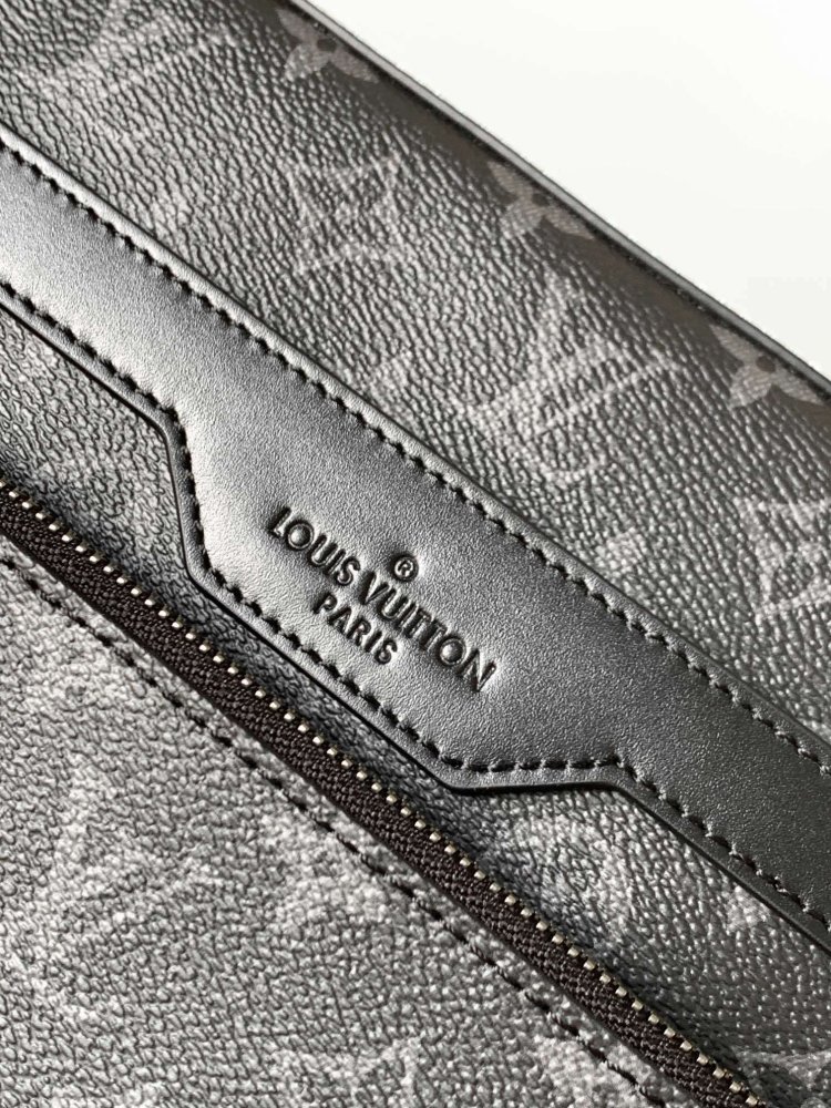 Сумка месенджер з канви Monogram Eclipse Reverse фото 7