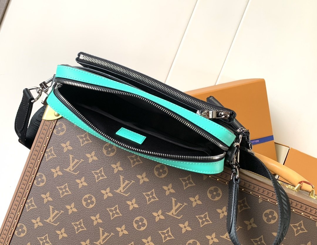 Сумка месенджер з канви Monogram Eclipse Reverse фото 8