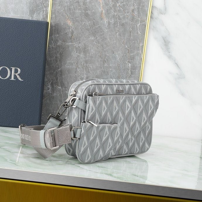 Сумка мессенджер кожаная 23 см (из трех частей) фото 3