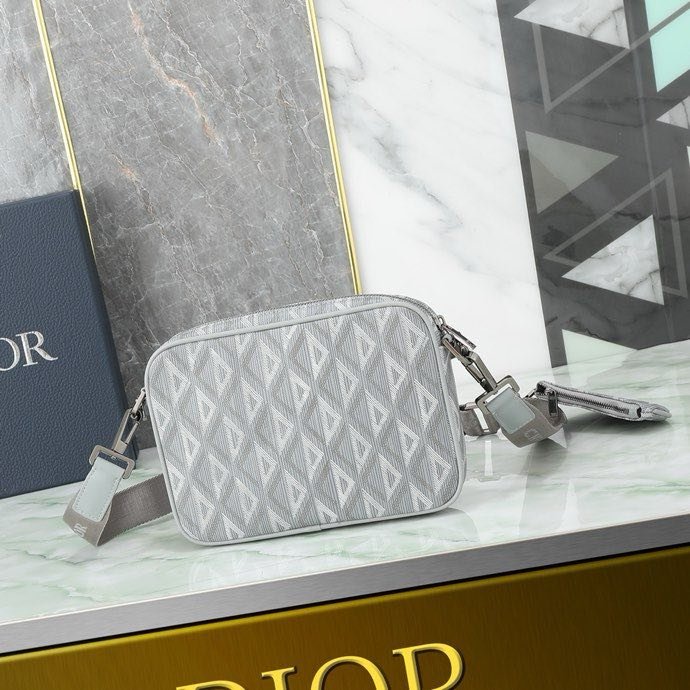 Сумка мессенджер кожаная 23 см (из трех частей) фото 4