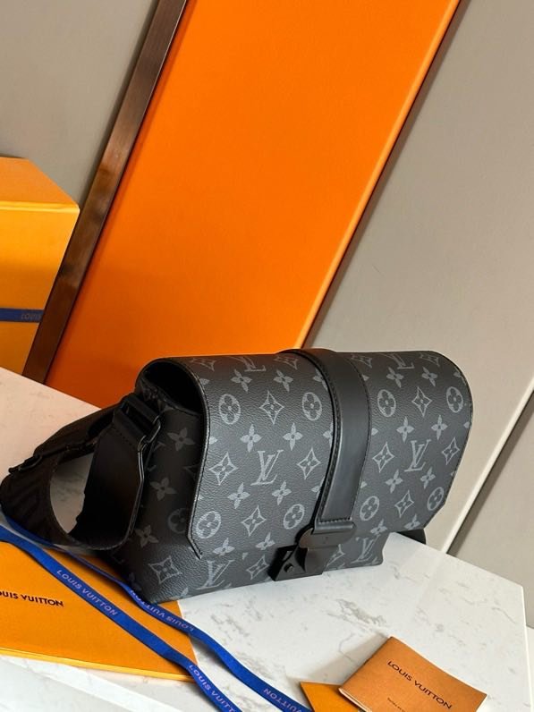 Сумка мессенджер S-Cape 28 см фото 6