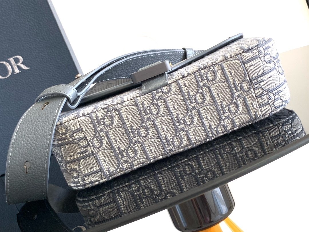 A bag messenger from print Oblique 23 cm фото 4