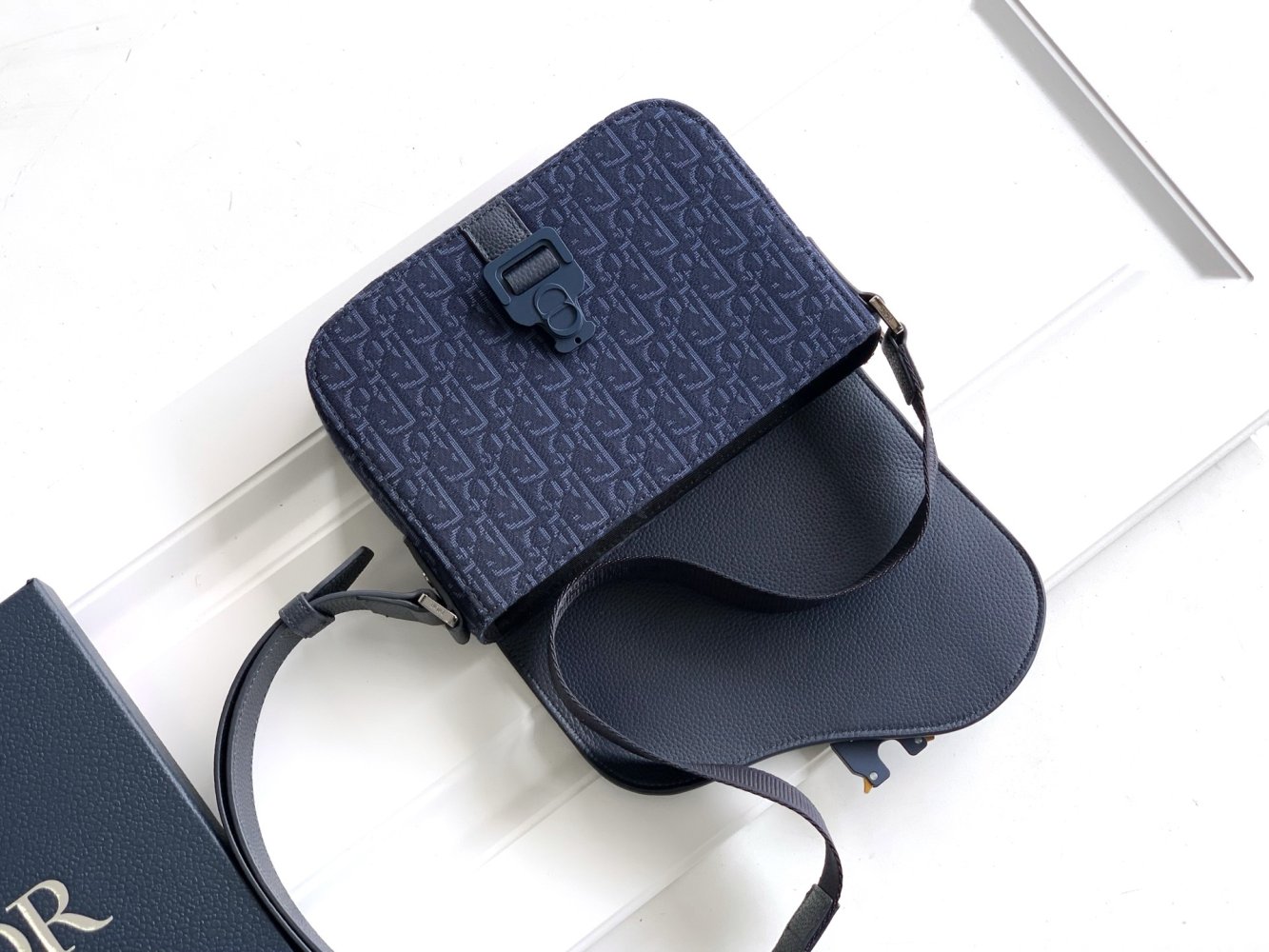 A bag messenger from print Oblique 23 cm фото 5