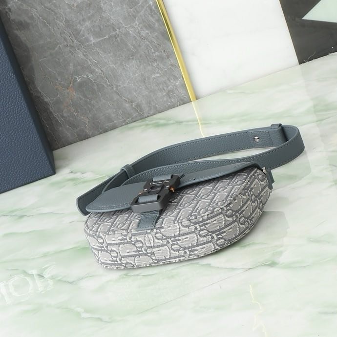 Сумка мессенджер Saddle Flap 19 см фото 5