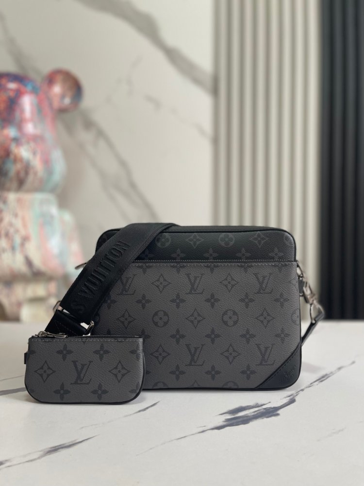 A bag messenger Trio 26 cm