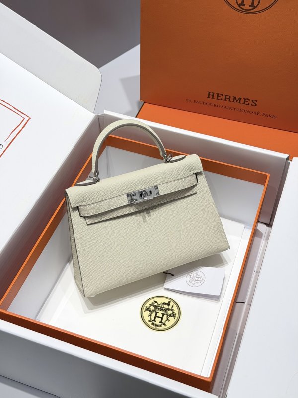 Сумка Mini Kelly 20 см в коже Epsom