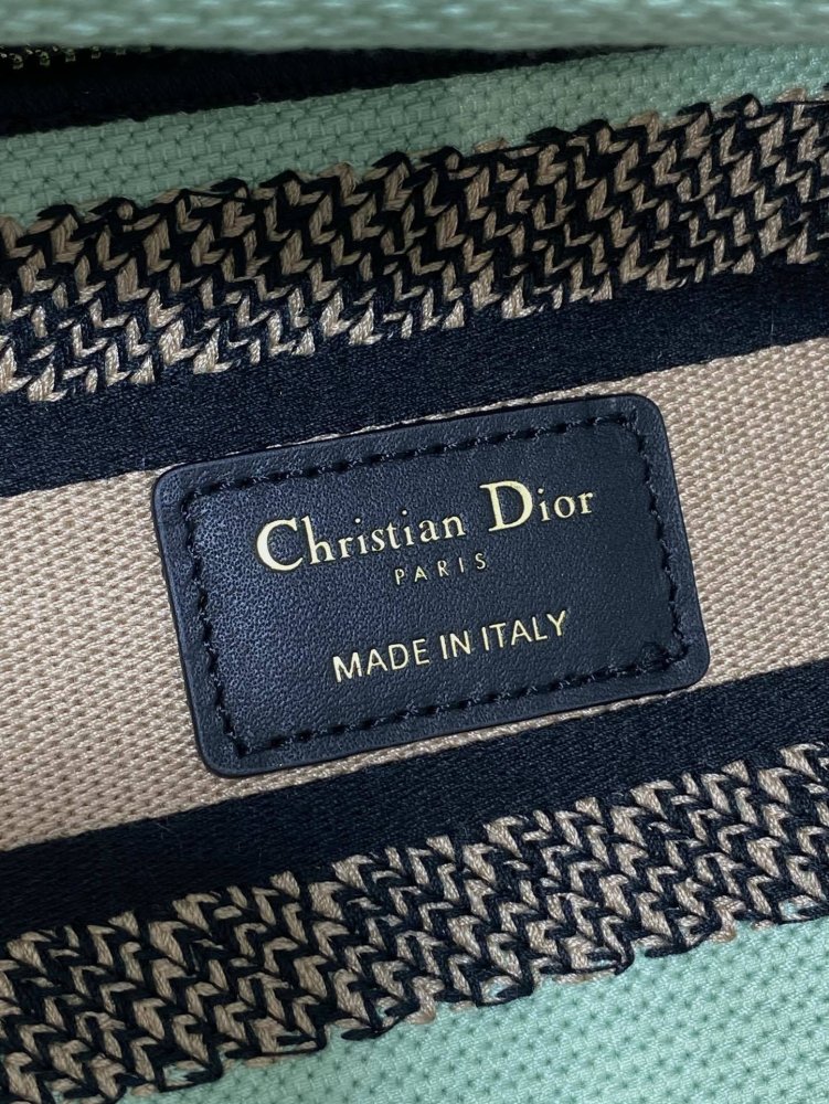 Сумка Mini Tote 24 см фото 9