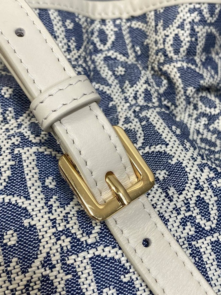 Сумка Miss Caro 16 см фото 5