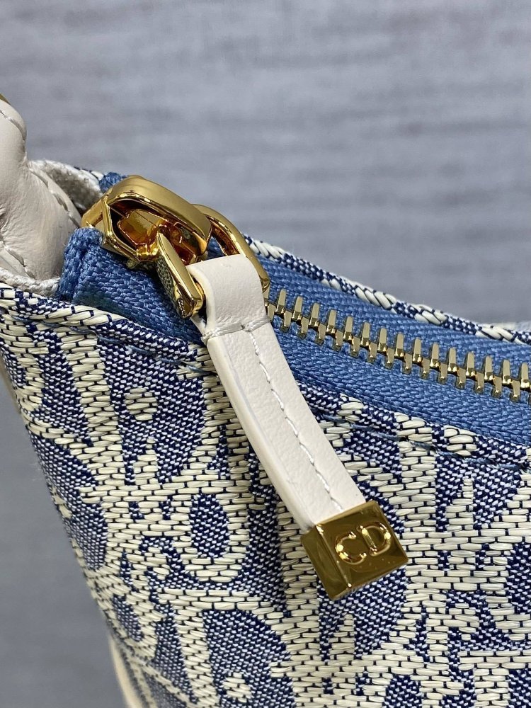 Сумка Miss Caro 24 см фото 5