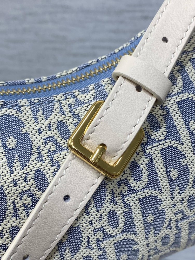 Сумка Miss Caro 24 см фото 6