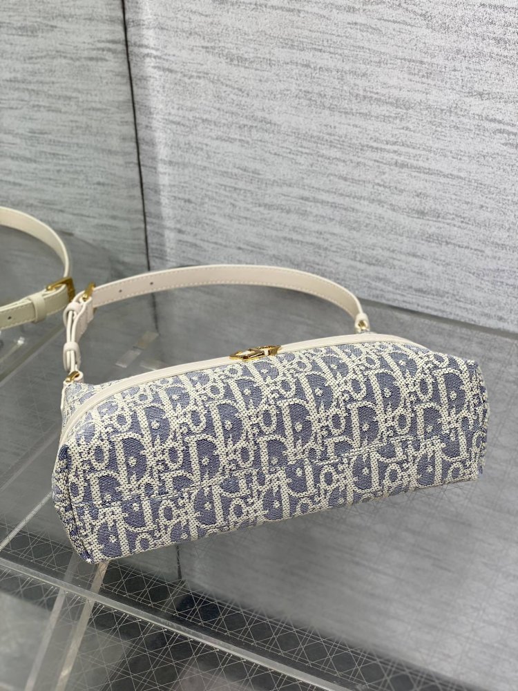 Сумка Miss Caro 24 см фото 7