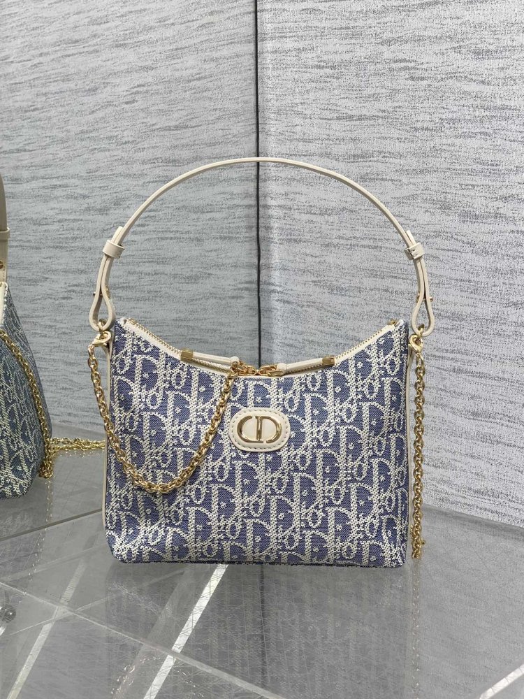 Сумка Miss Dior 19 см