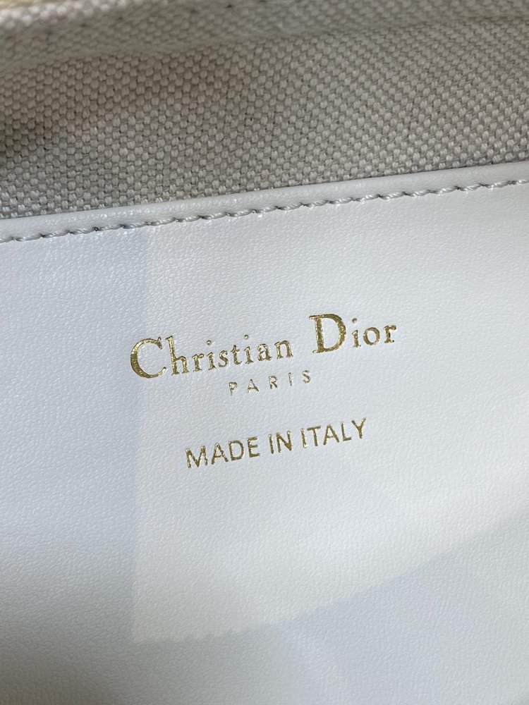 Сумка Miss Dior 19 см фото 9