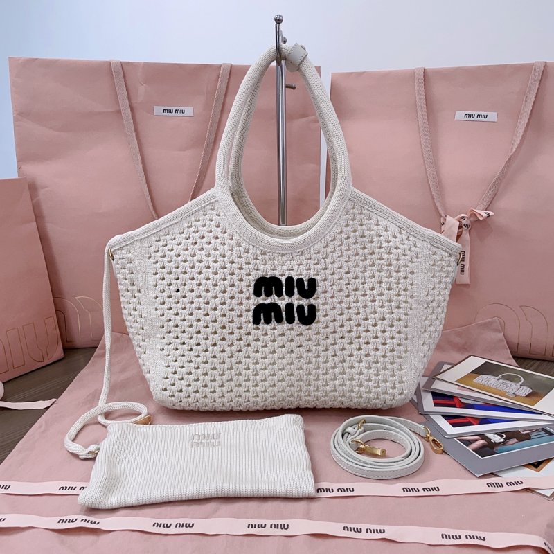 Сумка Miu Miu 26 см плетёная тоут с клатчем