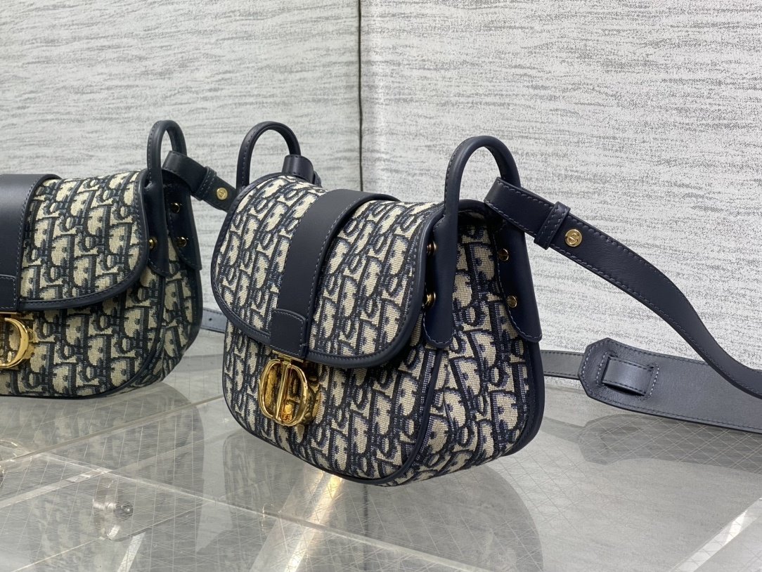 Сумка Montaigne 25 см фото 5