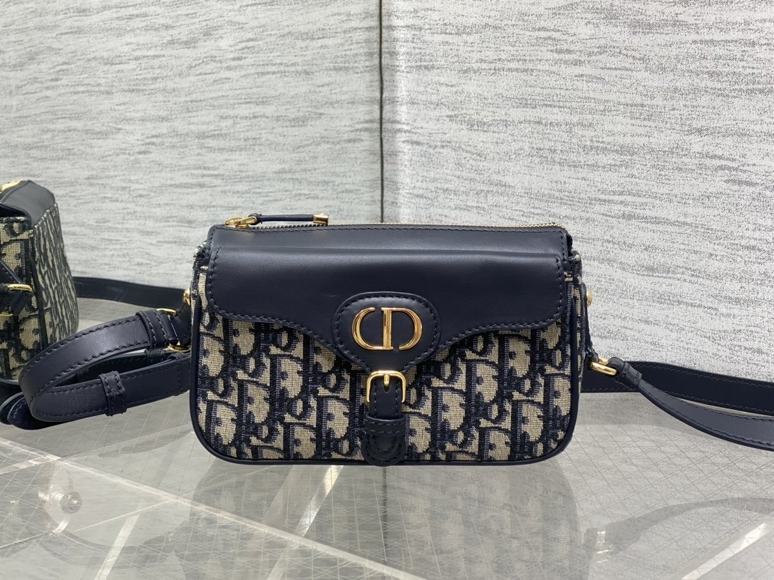 Сумка Montaigne Pocket 19 см фото 2