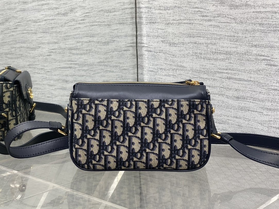 Сумка Montaigne Pocket 19 см фото 4