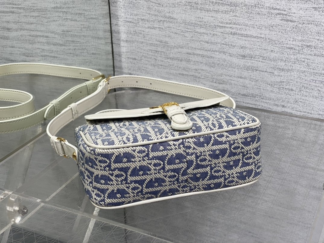 A bag Montaigne Pocket 19 cm фото 7