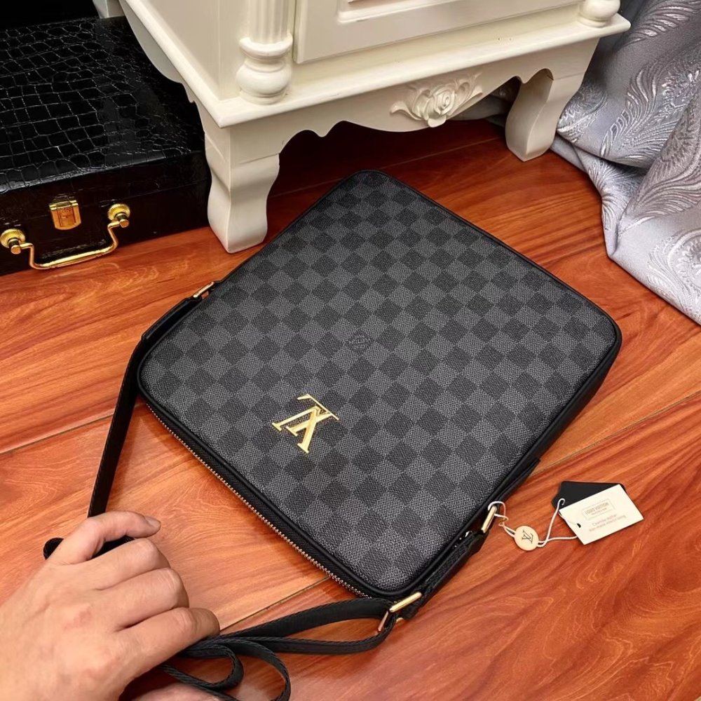 Сумка мужская через плечо Pochette Voyage 26 см фото 3