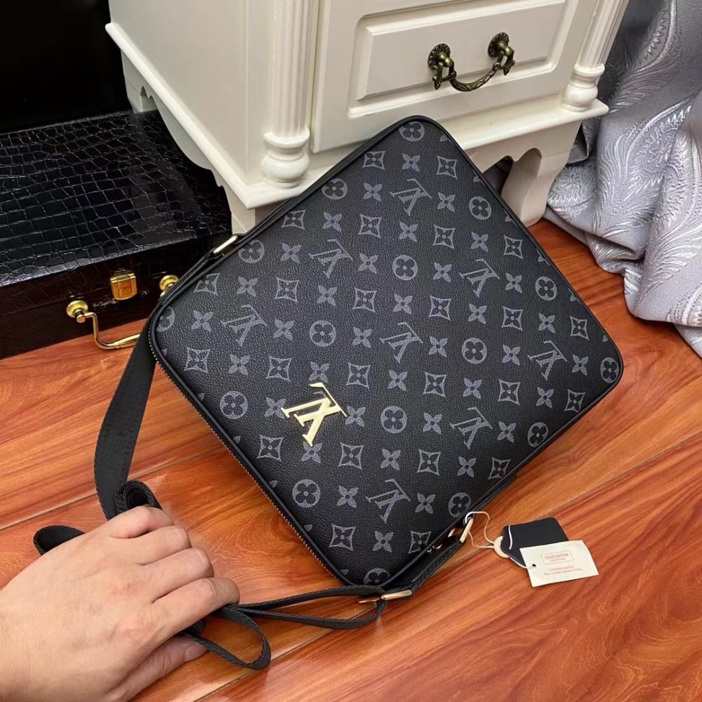 Сумка мужская через плечо Pochette Voyage 26 см фото 3