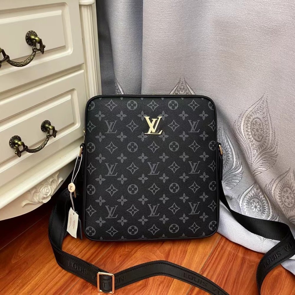 Сумка мужская через плечо Pochette Voyage 26 см фото 4