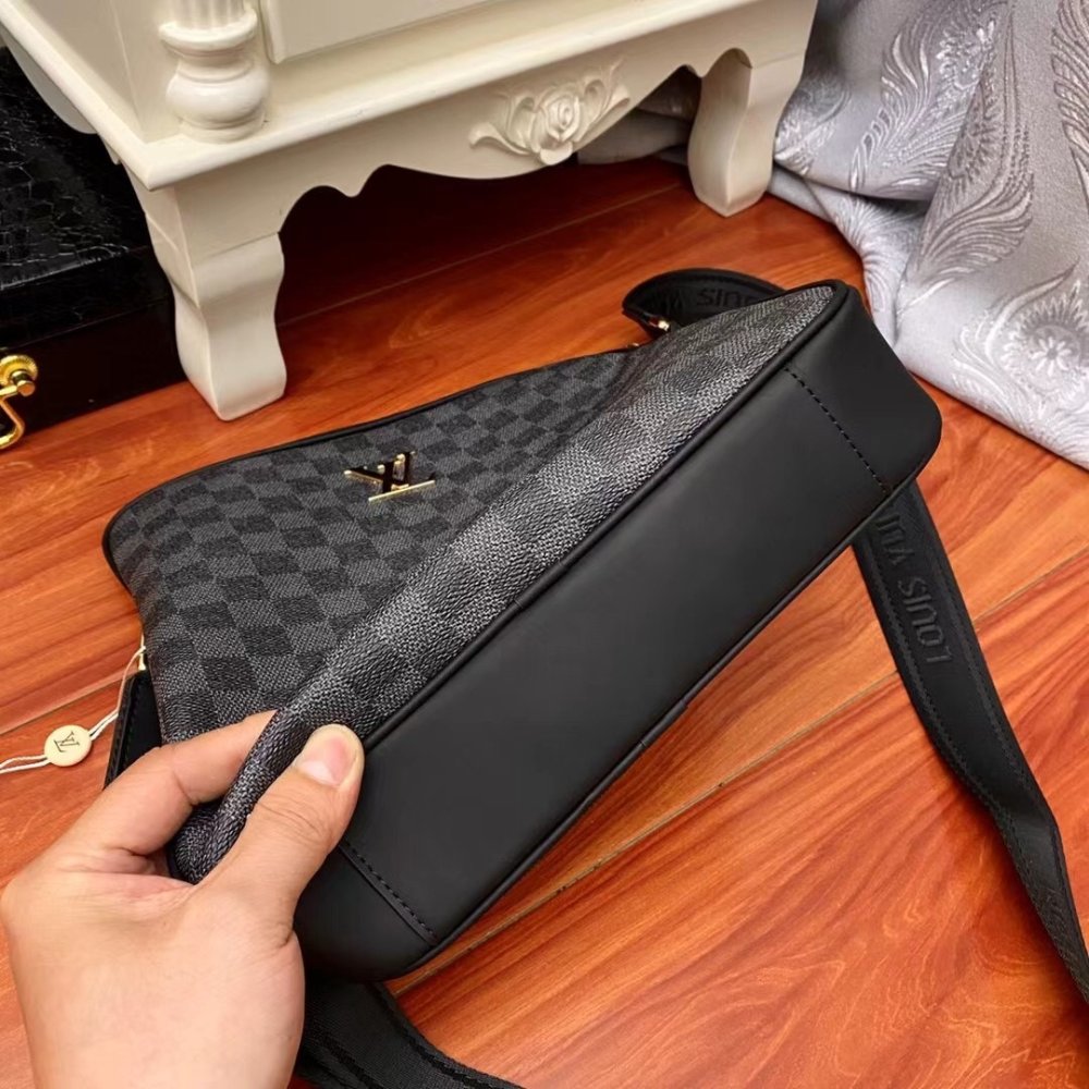 Сумка мужская через плечо Pochette Voyage 26 см фото 8