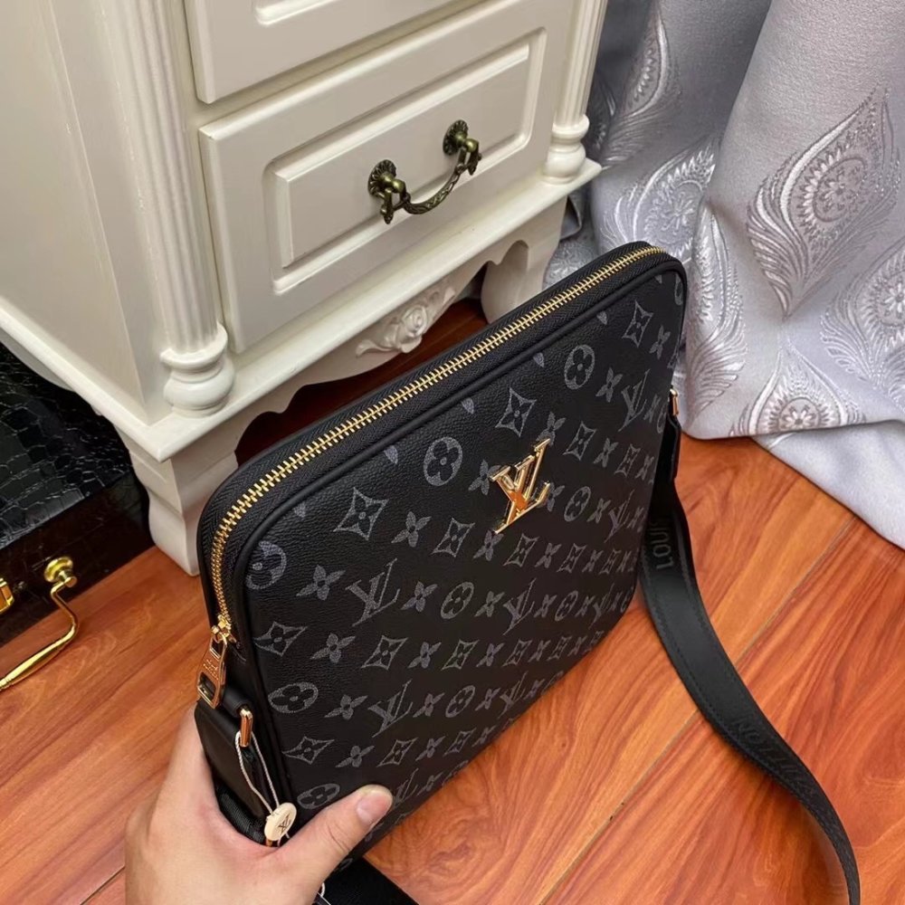 Сумка мужская через плечо Pochette Voyage 26 см фото 8