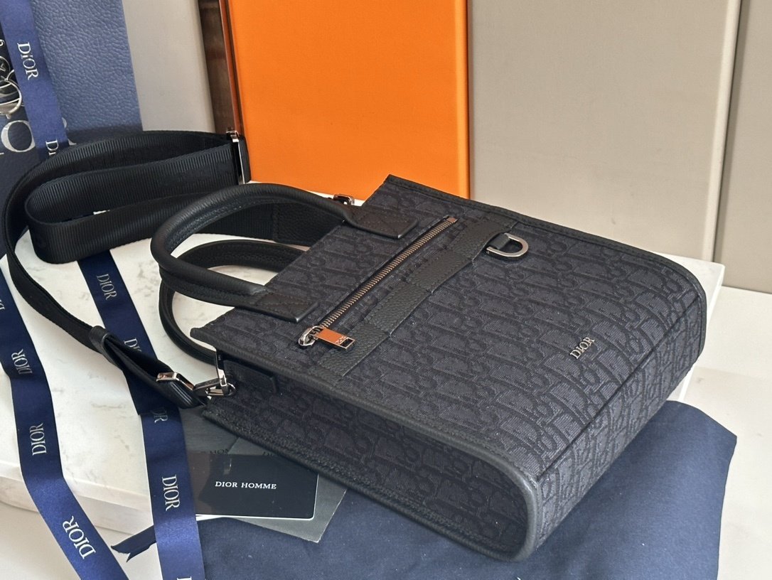 Сумка чоловіча Dior Safari North-South фото 4