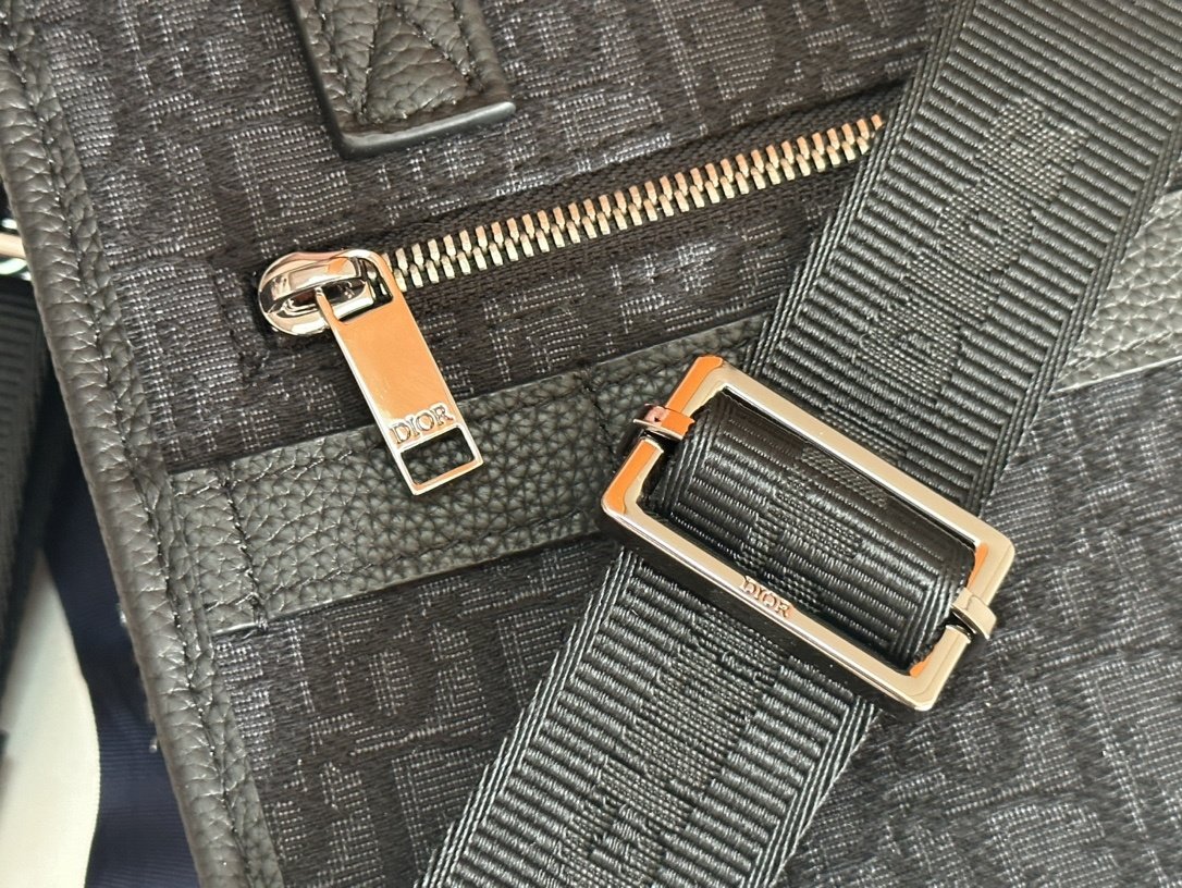 Сумка чоловіча Dior Safari North-South фото 7