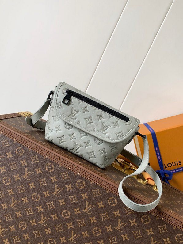 Сумка мужская Pulse 22 см