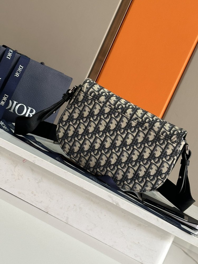 Сумка мужская Saddle Messenger 24 см фото 3