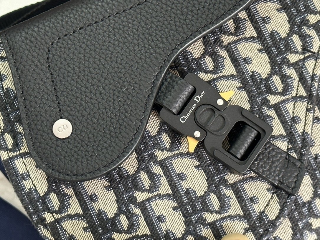 Сумка мужская Saddle Messenger 24 см фото 5