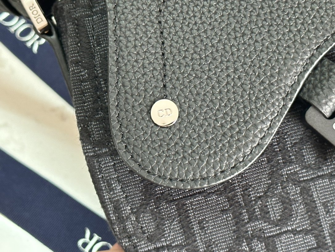 Сумка мужская Saddle Messenger 24 см фото 6